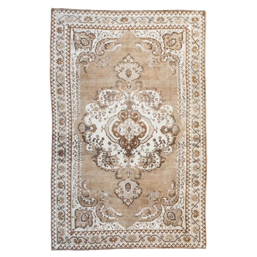 Z813 Handwoven Vintage Rug 6’4 x 9’9
