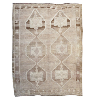 Z820 Handwoven Vintage Rug 8 x 10’3