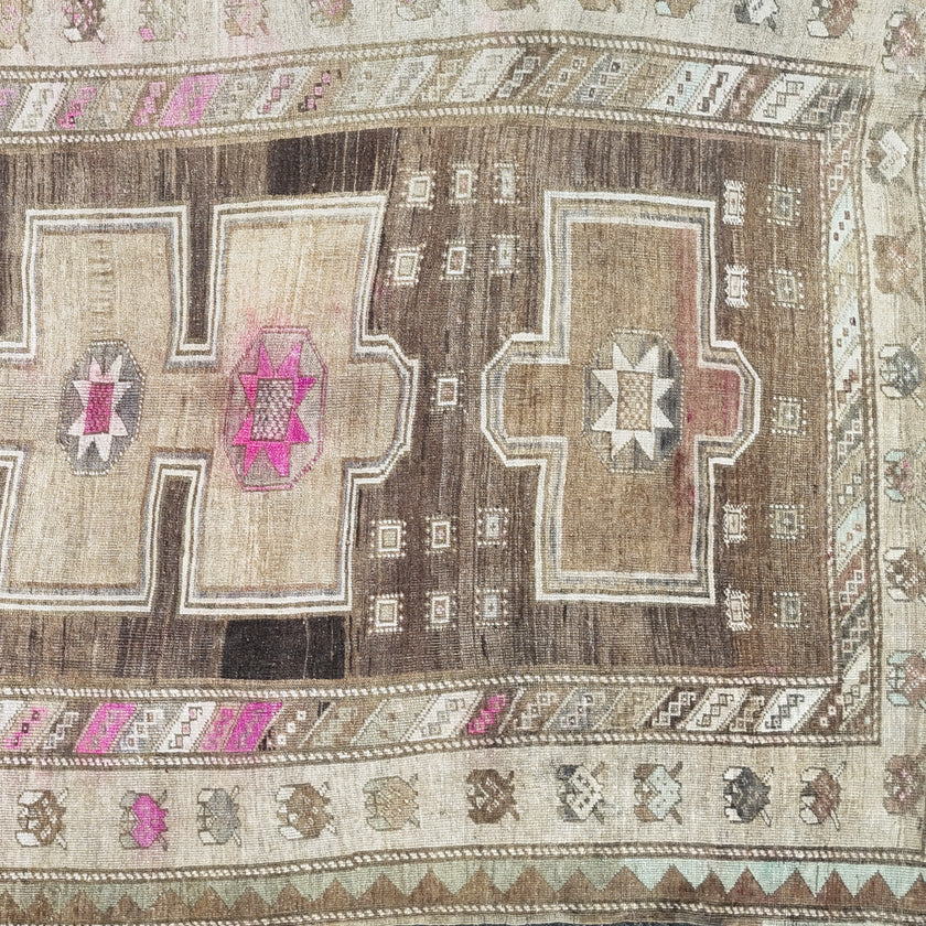 Z825 Handwoven Vintage Rug 6'6 x 13’6