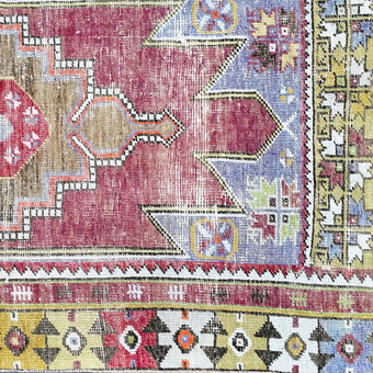 Z849 Handwoven Vintage Rug 3’1 x 5’10