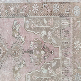 Z857 Handwoven Vintage Rug 3’4 x 6’3