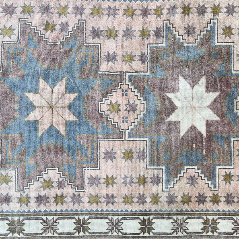 Z864 Handwoven Vintage Rug 3’3 x 5’11
