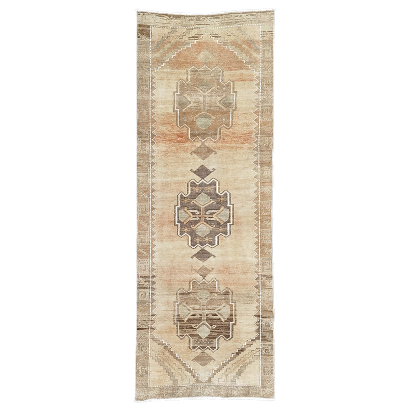 Z867 Handwoven Vintage Rug 3'4 x 9’3
