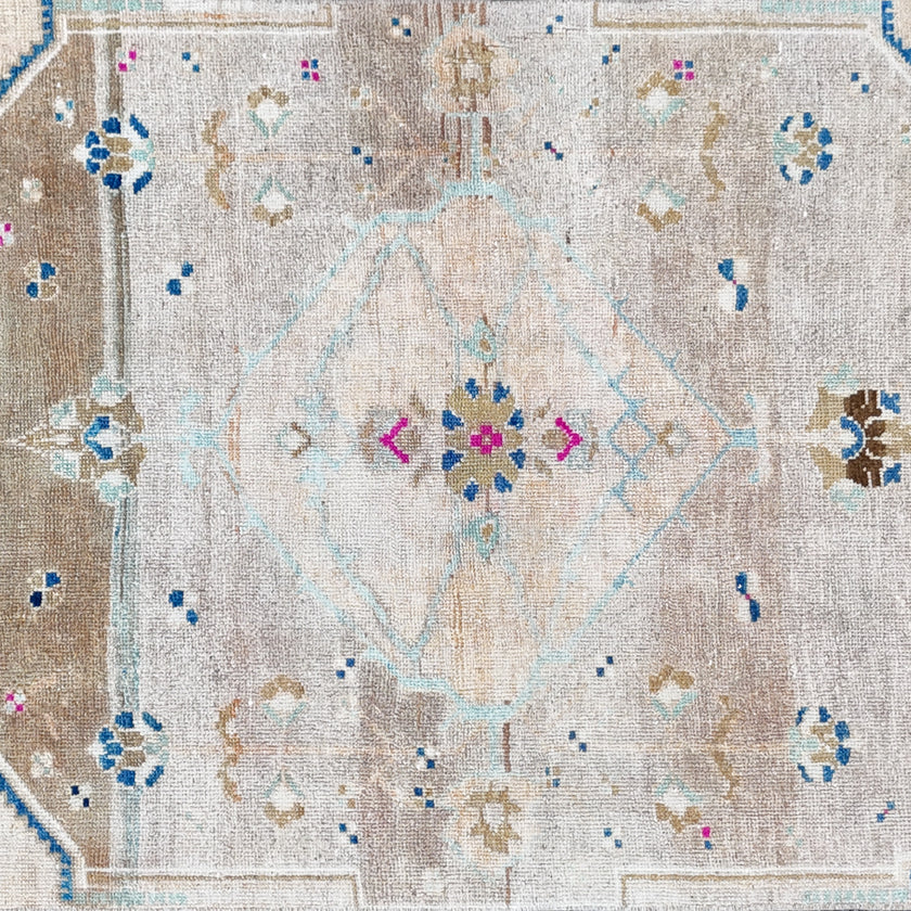 Z871 Handwoven Vintage Rug 3 x 11’6