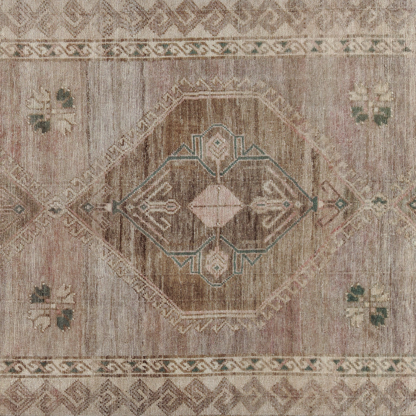 Z880 Handwoven Vintage Rug 3’9 x 14’8