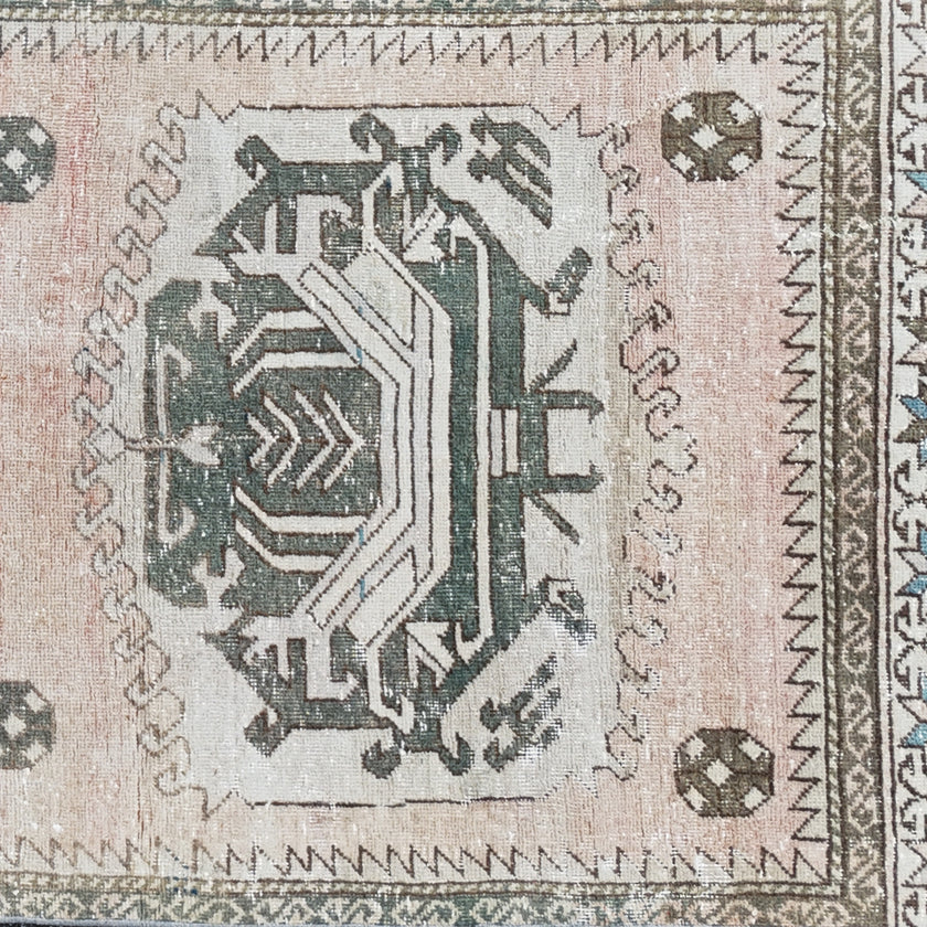 Z881 Handwoven Vintage Rug 3 x 9