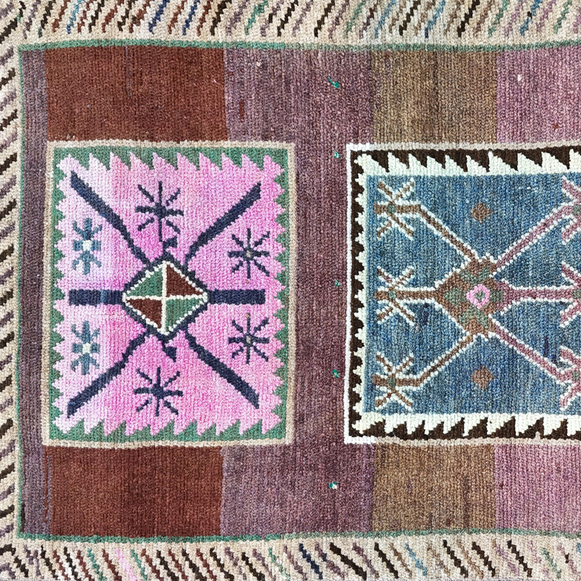 Z885 Handwoven Vintage Rug 3'4 x 8’7