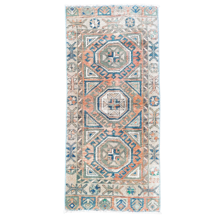 Z896 Handwoven Vintage Rug 2 x 4’3