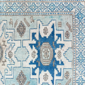 Z902 Handwoven Vintage Rug 2’7 x 4