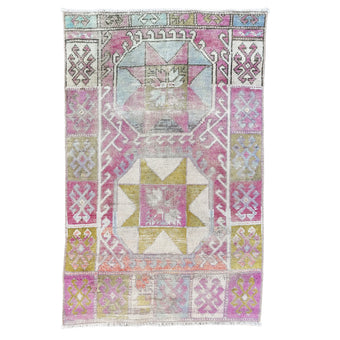 Z913 Handwoven Vintage Rug 2’3 x 4’3