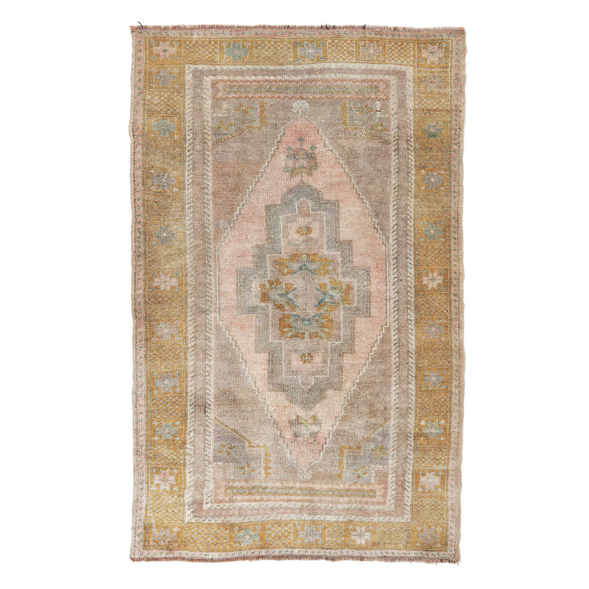 Z917 Handwoven Vintage Rug 2’8 x 4’3