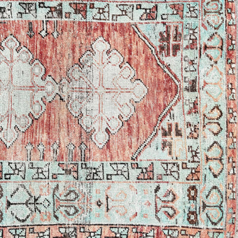 Z920 Handwoven Vintage Rug 3 x 3’8