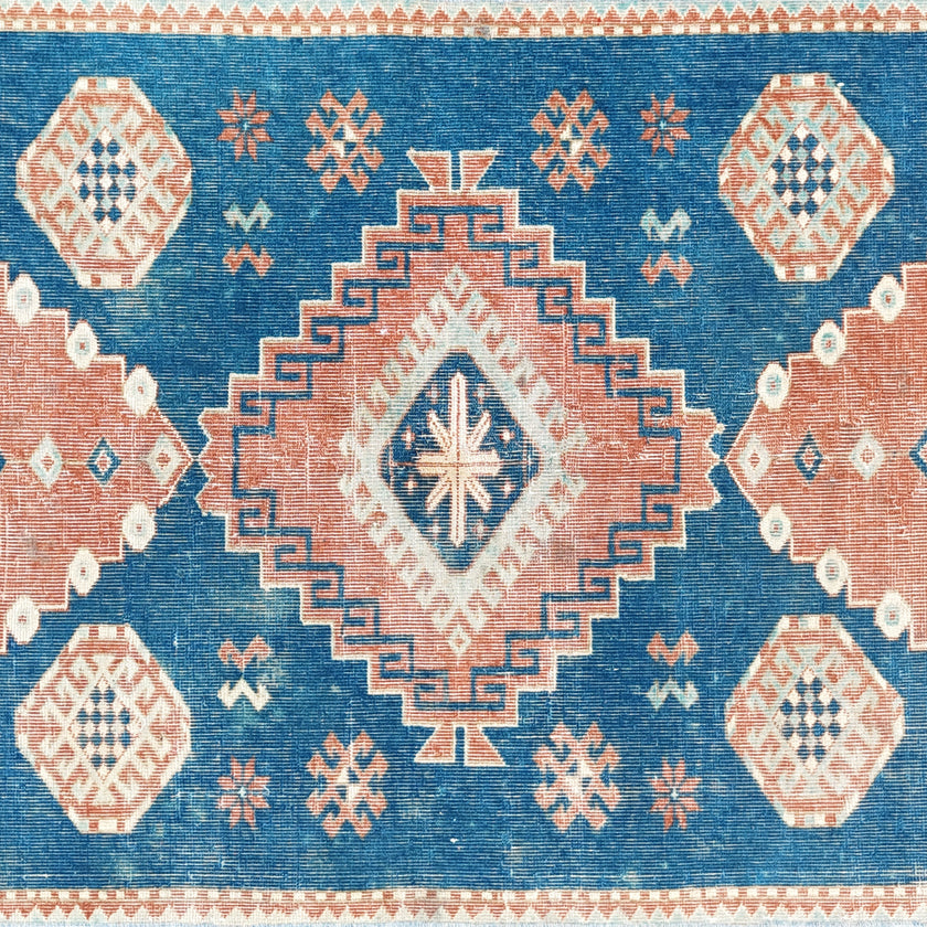 Z931 Handwoven Vintage Rug 2’10 x 6’11