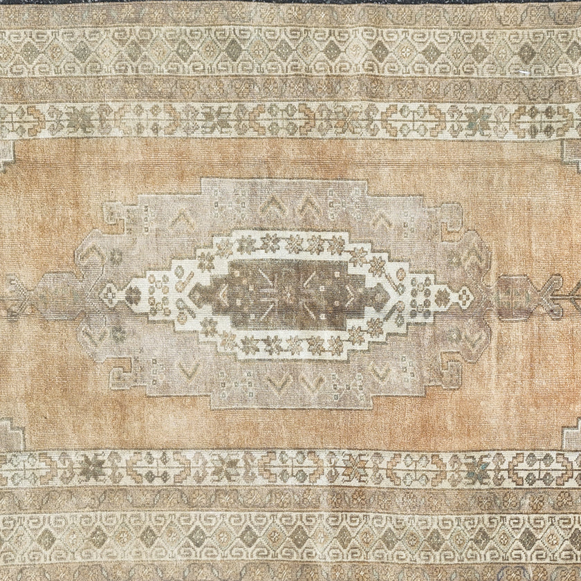 Z933 Handwoven Vintage Rug 4’9 x 11
