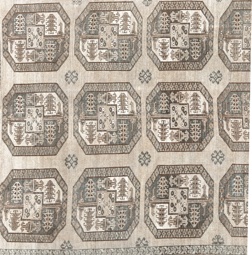 Z935 Handwoven Vintage Rug 7’3 x 10’8