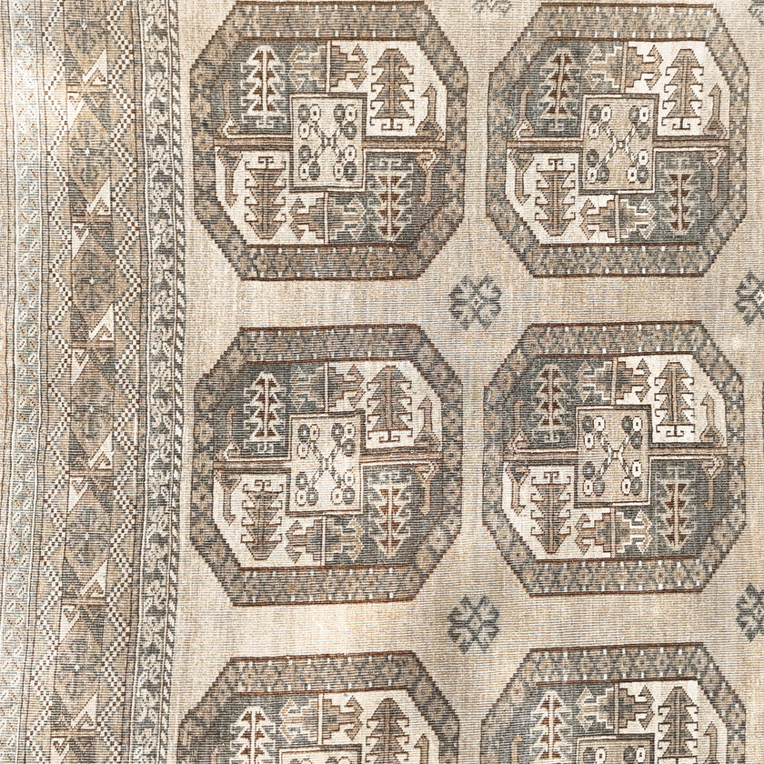 Z935 Handwoven Vintage Rug 7’3 x 10’8
