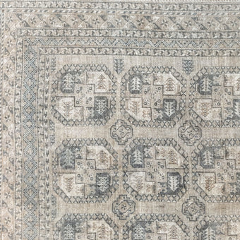 Z938 Handwoven Vintage Rug 7’11 x 10’8