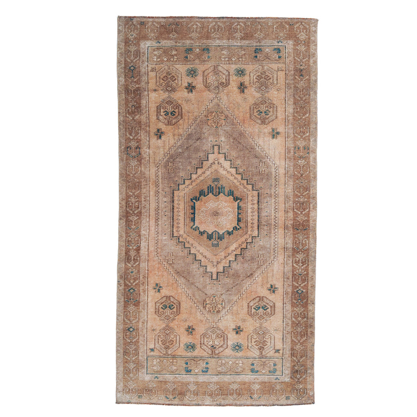 Z945 Handwoven Vintage Rug 3'4 x 6’6