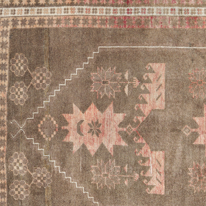 Z950 Handwoven Vintage Rug 3'4 x 6’1