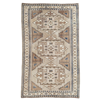 Z953 Handwoven Vintage Rug 4'1 x 6’7