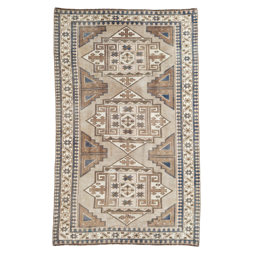Z953 Handwoven Vintage Rug 4'1 x 6’7