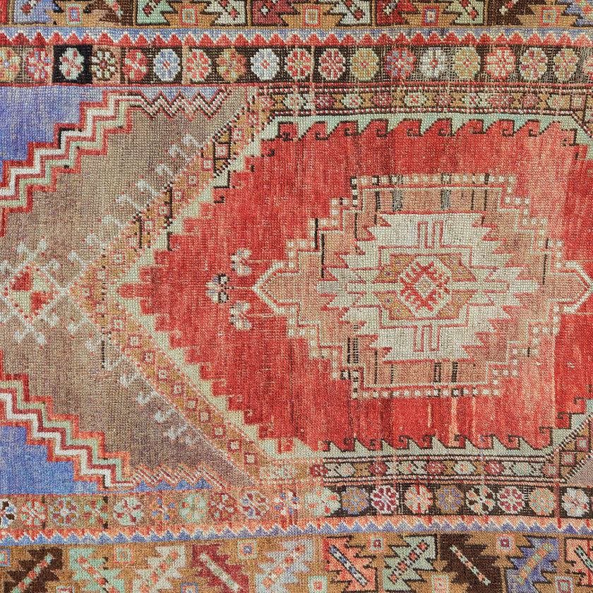 Z955 Handwoven Vintage Rug 3'7 x 6’2