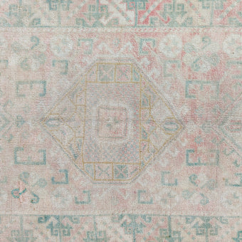 Z956 Handwoven Vintage Rug 3'6 x 5’9