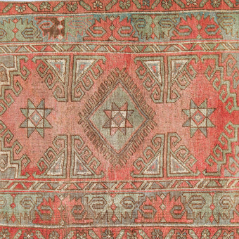 Z958 Handwoven Vintage Rug 2'10 x 5’1