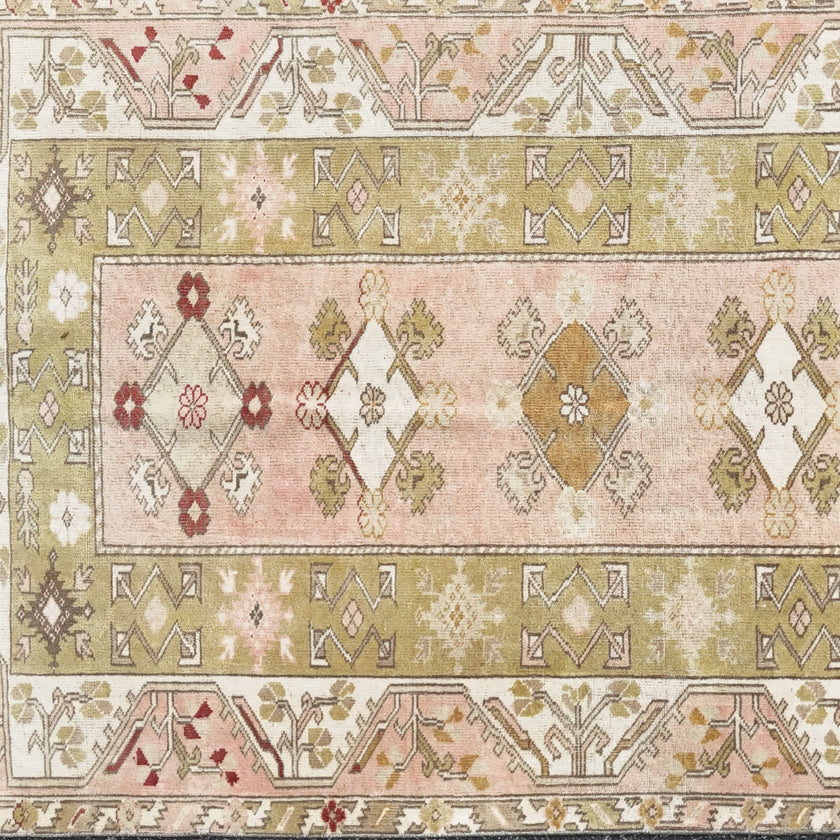 Z959 Handwoven Vintage Rug 3'3 x 6’1