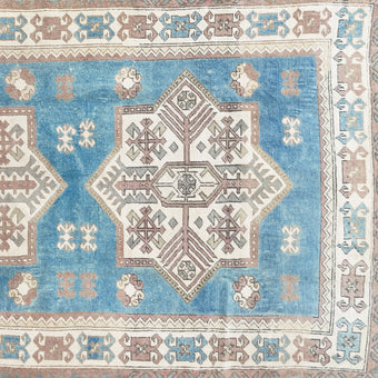 Z960 Handwoven Vintage Rug 4'2 x 6’6