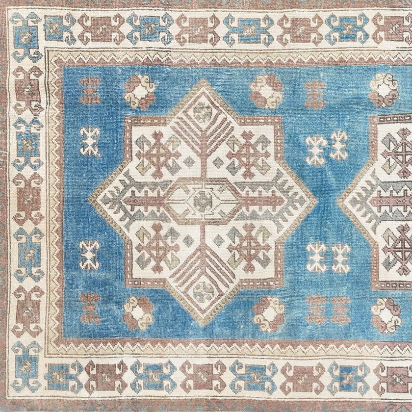 Z960 Handwoven Vintage Rug 4'2 x 6’6