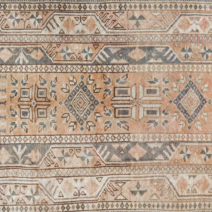 Z972 Handwoven Vintage Rug 3'5 x 6’3