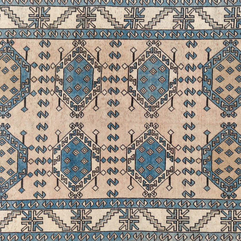 Z977 Handwoven Vintage Rug 4'8 x 7’8