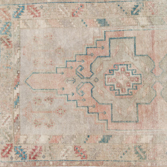 Z981 Handwoven Vintage Rug 3'8 x 6’11