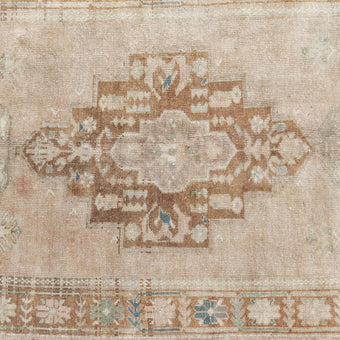 Z983 Handwoven Vintage Rug 3'3 x 6’6