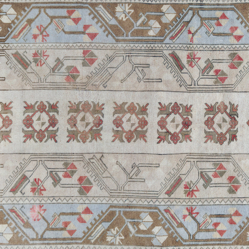 Z984 Handwoven Vintage Rug 4'1 x 7’1