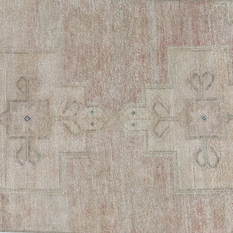 Z986 Handwoven Vintage Rug 2'7 x 8’4