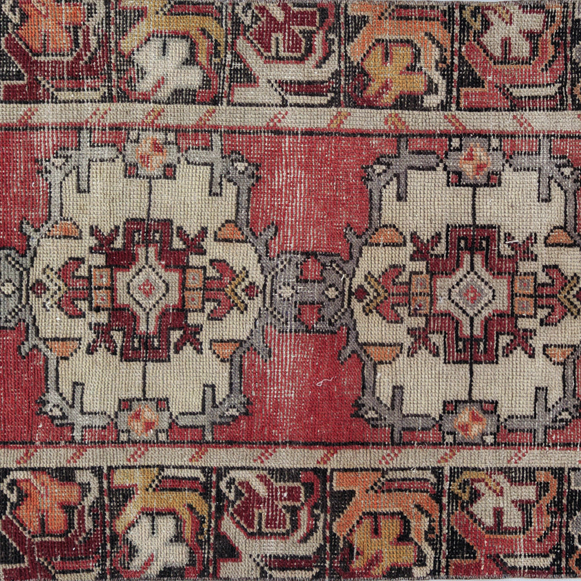 Z994 Handwoven Vintage Rug 2'7 x 9’2