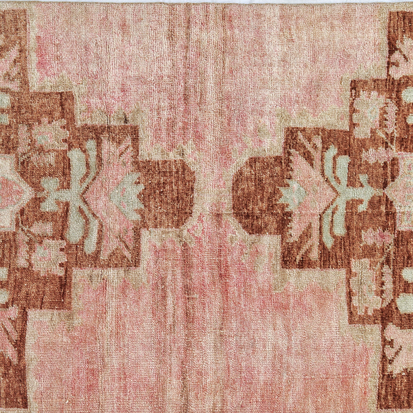 Z997 Handwoven Vintage Rug 2'11 x 10’10