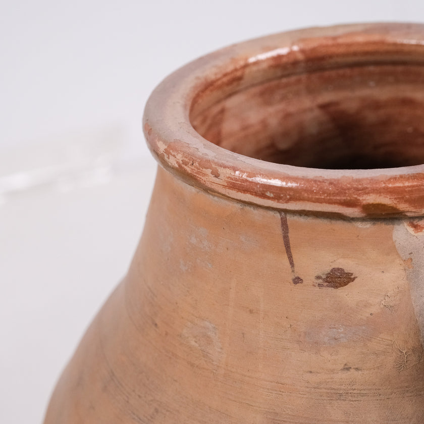 Olive Jar ZK117 (21 h x 38 c)