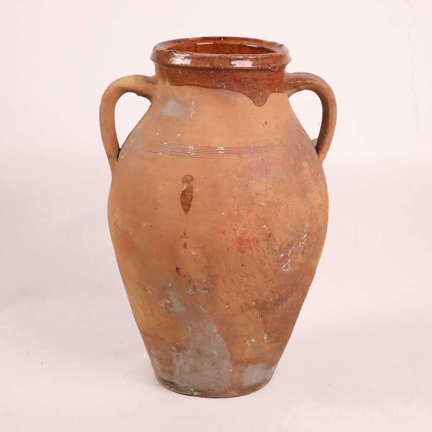 Olive Jar ZK142 (19 h x 33 c)