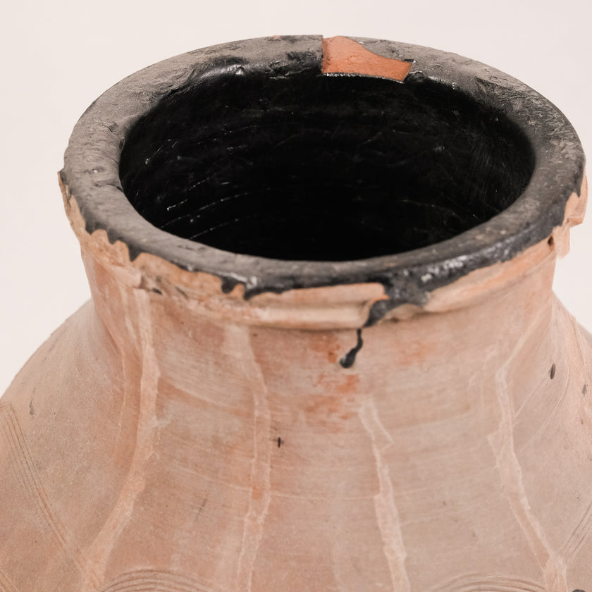 Olive Jar ZK143 (16 h x 33 c)