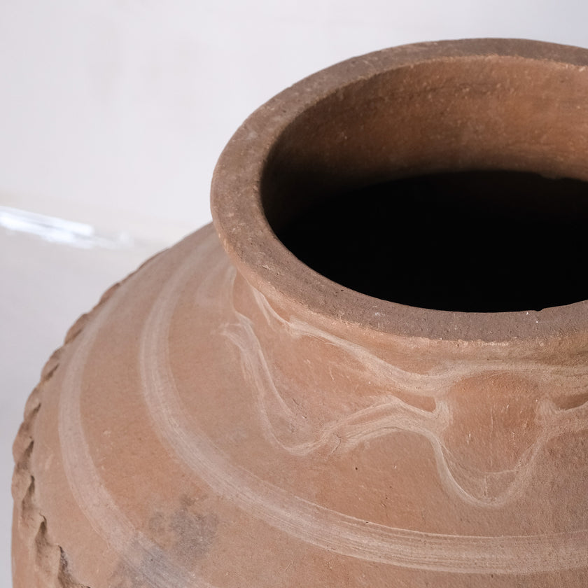 Olive Jar ZK148 (29 h x 64 c)
