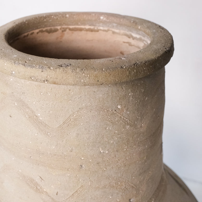 Olive Jar ZK153 (33 h x 55 c)
