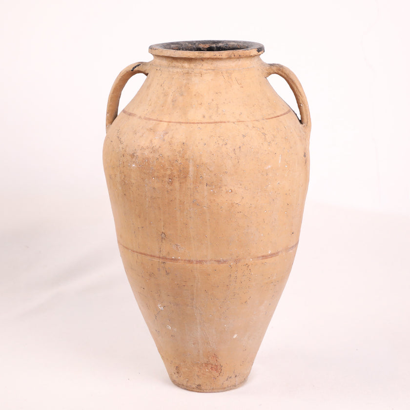 Olive Jar ZK180 (23 h x 41 c)