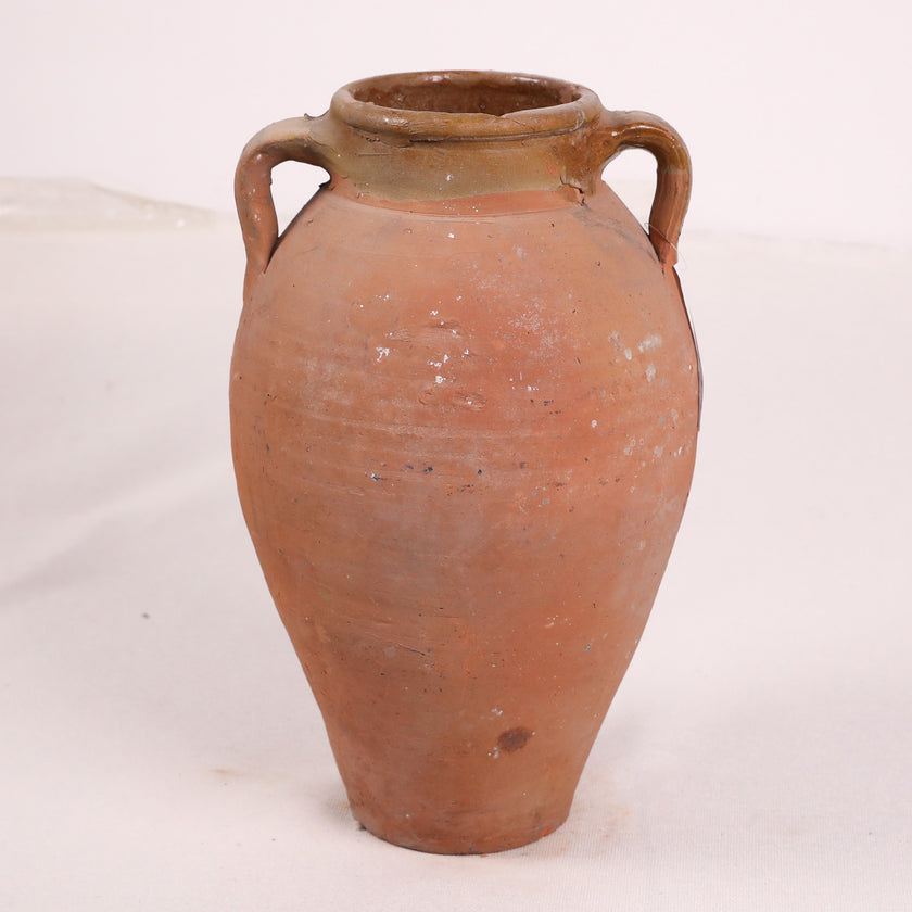 Olive Jar ZK192 (17 h x 33 c)
