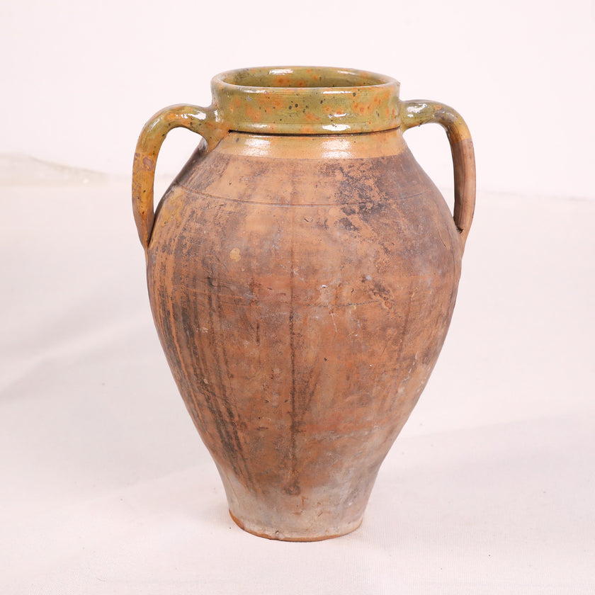 Olive Jar ZK196 (18 h x 37 c)