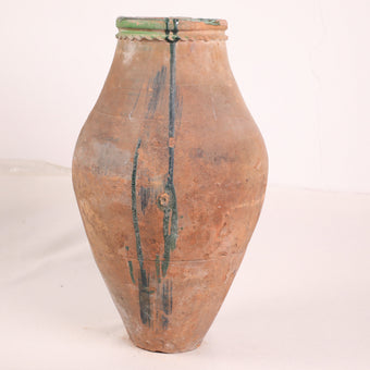Olive Jar ZK209 (25 h x 47 c)