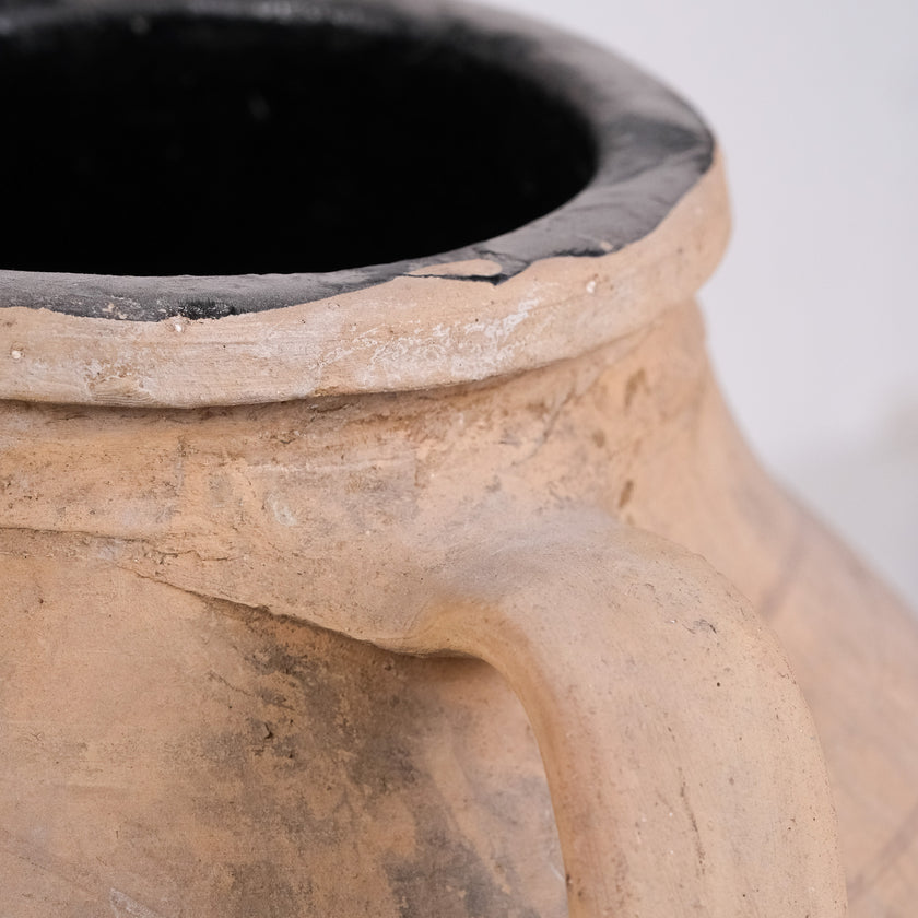 Olive Jar ZK211 (24 h x 46 c)