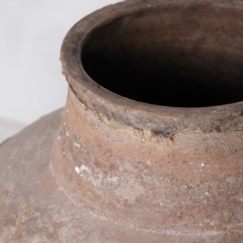 Olive Jar ZK228 (29 h x 63 c)